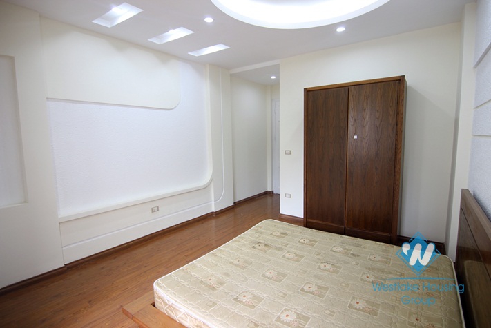 Nice House for rent in Ba Dinh, Ha Noi